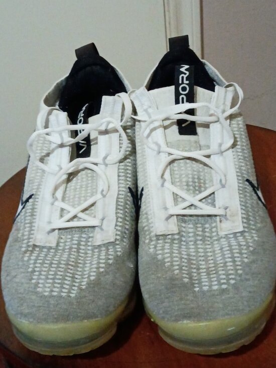 Nike Air VaporMax 2021 Flyknit Monochrome Gray Low Top Lace-Up DH4084-100 Sz 10 main image 13